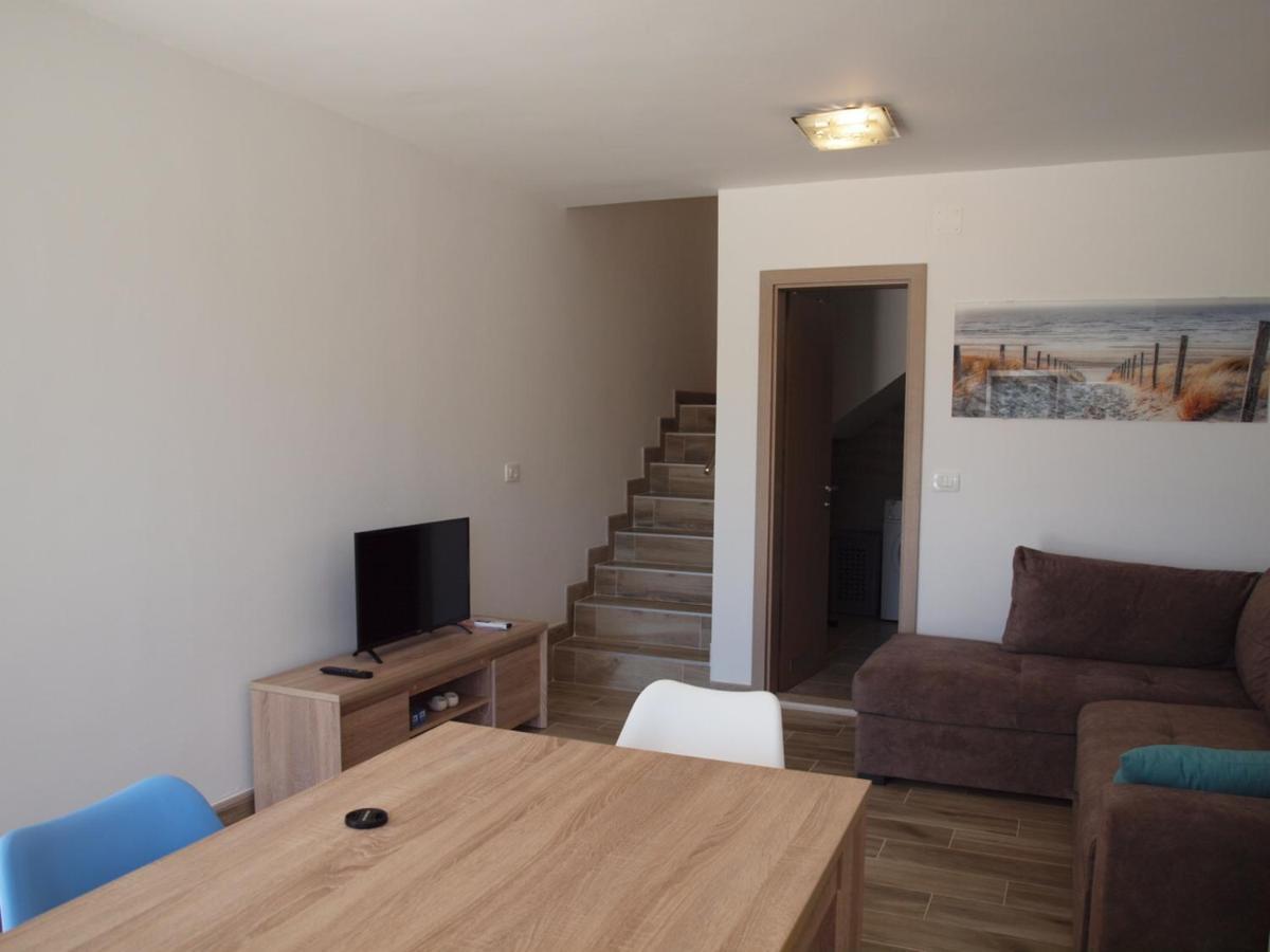 Apartment Apartman&studio S Ploce (Dubrovnik-Neretva)